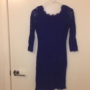 Babaton Aritzia Beautiful royal blue lace dress